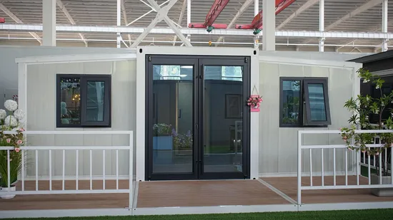 Customize Design 20/40FT Flat Pack Expandable Modular Metal Foldable Temporary Home Warehouse Prefabricated Luxury Mobile Living Modern Prefab Container House 